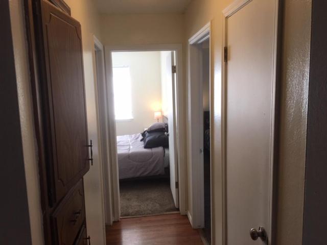 Fully Furnished Two Bedroom Apartment 로턴 외부 사진