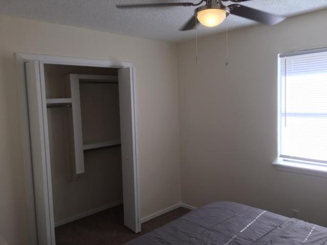 Fully Furnished Two Bedroom Apartment 로턴 외부 사진